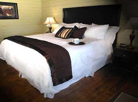 Creekside Lodge Dadeville ภายนอก รูปภาพ